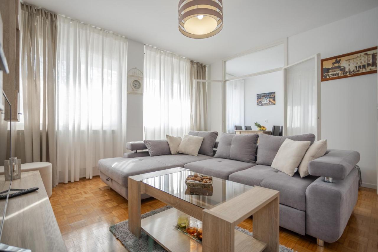 Apartment Sara Βελιγράδι Εξωτερικό φωτογραφία